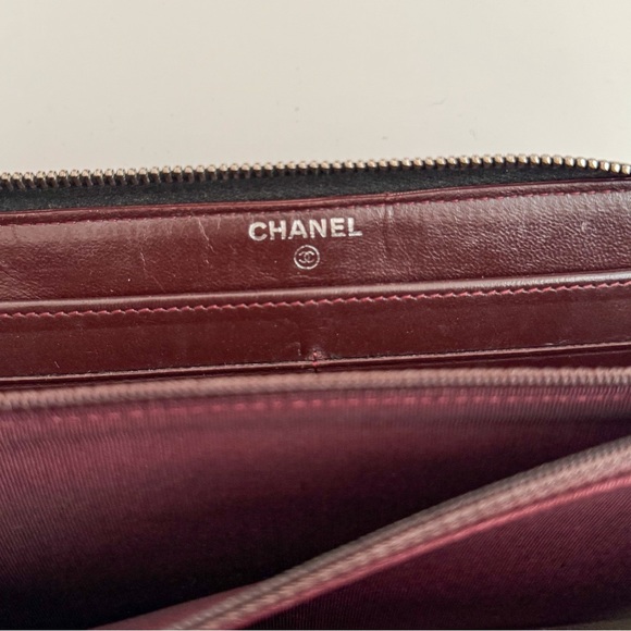 Chanel Lambskin Black Zip Around Wallet - Picture 5 of 8